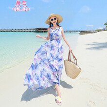 優(yōu)雅長裙，打造性感女人味