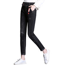 極簡(jiǎn)風(fēng)牛仔褲，穿出你的優(yōu)雅范