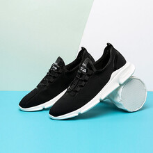 時(shí)尚系帶跑鞋，穿出你的魅力