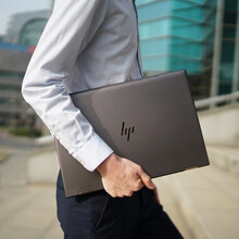 輕薄筆記本，暢玩游戲不卡頓！