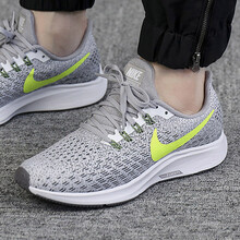 耐克（NIKE）跑步鞋942855-605 42
