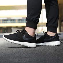 NIKE跑步鞋511881-010 42