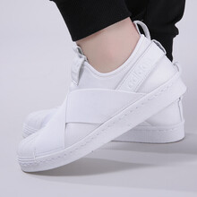 阿迪達斯（Adidas）板鞋BZ0111 36，38.5，37，38，36.5