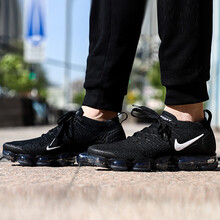 耐克（NIKE）跑步鞋942842-001【潮】 