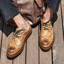 荷瑞列斯（HERILIOS）男士杏色 40