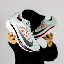 耐克（NIKE）跑步鞋880848-009黑勾/淺綠 40