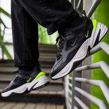 耐克（NIKE）跑步鞋AO3108-002 黑綠 