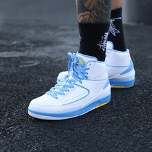 耐克（NIKE）籃球鞋白藍(lán)北卡藍(lán)385475-122 