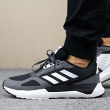 阿迪達斯（Adidas）跑步鞋黑白三條紋BB7435輕便休閑 