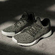阿迪達斯（Adidas）籃球鞋AH2113 
