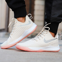 耐克（NIKE）籃球鞋AO4432-100潮流輕便 42