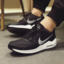 耐克（NIKE）跑步鞋916768-012 42