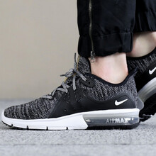 耐克（NIKE）跑步鞋908993-011 