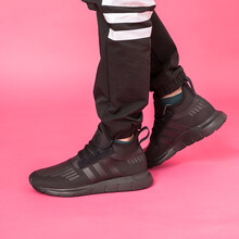 阿迪達(dá)斯（Adidas）跑步鞋B42233 44，39，40.5，40，41，42.5，42，43