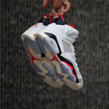 耐克（NIKE）籃球鞋384665-104  白橙手稿 36