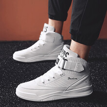 kachie男士5085白色 41