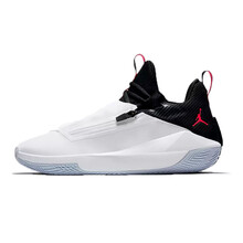 耐克（NIKE）籃球鞋AQ0394-100 40