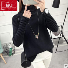 黑色長款翻領(lǐng)毛衣