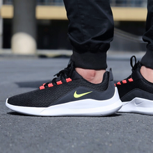 耐克（NIKE）跑步鞋AA2181-001黑/熒光黃 