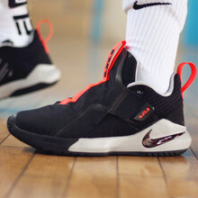 耐克（NIKE）籃球鞋狼灰AO2920-001/前掌zoom氣墊 44.5