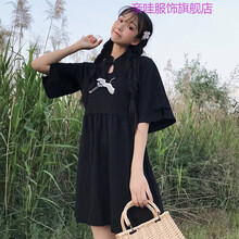 時尚條紋裙，穿出優(yōu)雅曲線美