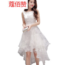 簡約風連衣裙，打造都市女神范