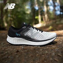NEW BALANCE跑步鞋黑白色 