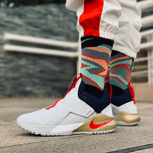 耐克（NIKE）籃球鞋AO2920-002 41