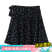復(fù)古印花長裙，讓你變身浪漫女神