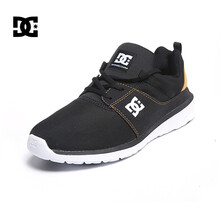 Dcshoecousa跑步鞋黑色BT0 36