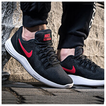 耐克（NIKE）跑步鞋908987-004時(shí)尚黑紅 41