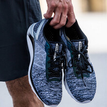 李寧（LI-NING）跑步鞋新基礎(chǔ)黑/基礎(chǔ)白/銀 35以下