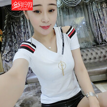 月憐微 金屬裝飾 短袖 T恤 女 V領(lǐng)