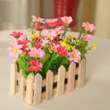 木質(zhì)花柵欄