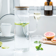 yomerto涼水壺1L以上，800ml