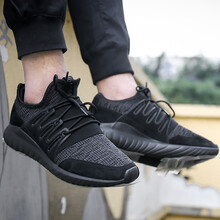 阿迪達(dá)斯（Adidas）跑步鞋CQ1412 