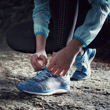 李寧（LI-NING）跑步鞋亮光藍(lán)/新基礎(chǔ)黑/艷藍(lán)色 35以下