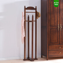 簡(jiǎn)約實(shí)木衣架，打造精致生活的家