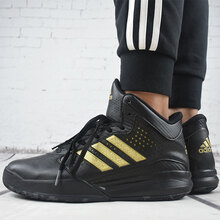 Adidas籃球鞋黑色金標(biāo)BY3836 40