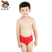 男童紅色三角內(nèi)褲