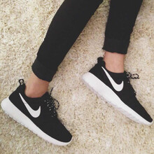 耐克（NIKE）跑步鞋844994-002 36.5