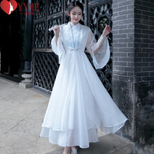 純色荷葉袖，打造優(yōu)雅小仙女范