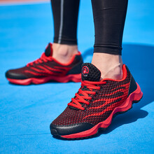 特步（XTEP）跑步鞋黑紅/網(wǎng)面 35