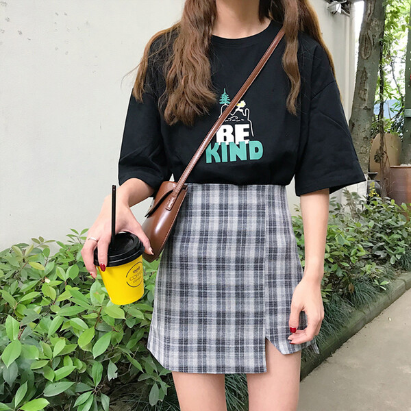 半身裙,妹子,微胖,開叉,小心