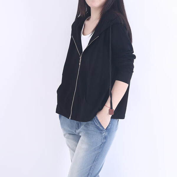 仙女,打造,優(yōu)雅,短款,時尚,牛仔褲 仙女,打造,優(yōu)雅,短款,時尚,牛仔褲