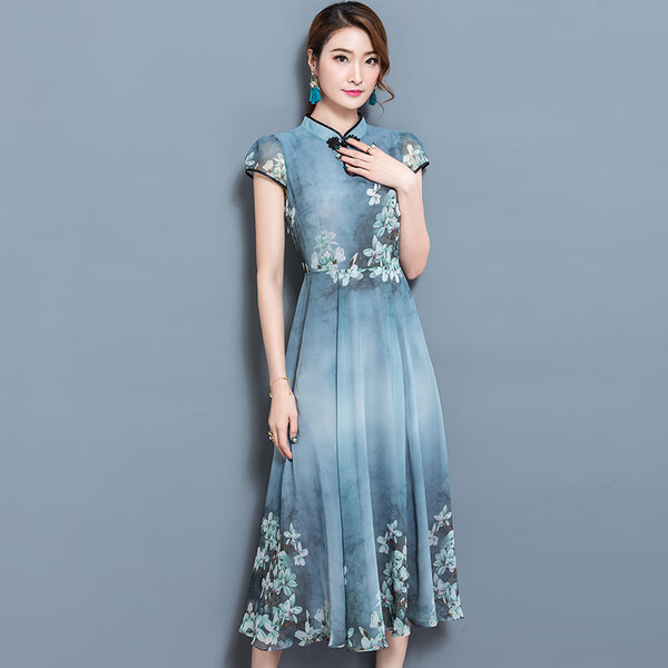 減齡,小心,條紋,連衣裙,來(lái)襲 減齡,小心,條紋,連衣裙,來(lái)襲