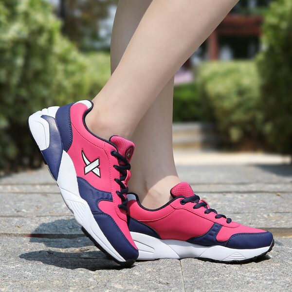 舒適,跑鞋,輕質(zhì),透氣,運(yùn)動 舒適,跑鞋,輕質(zhì),透氣,運(yùn)動