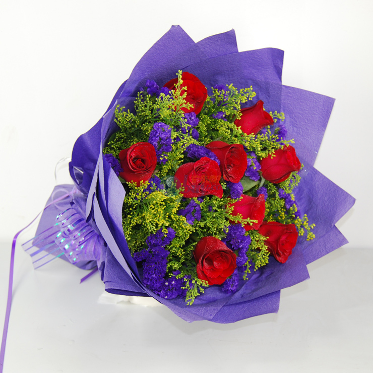 9朵红玫瑰+节日鲜花+深圳鲜花店
