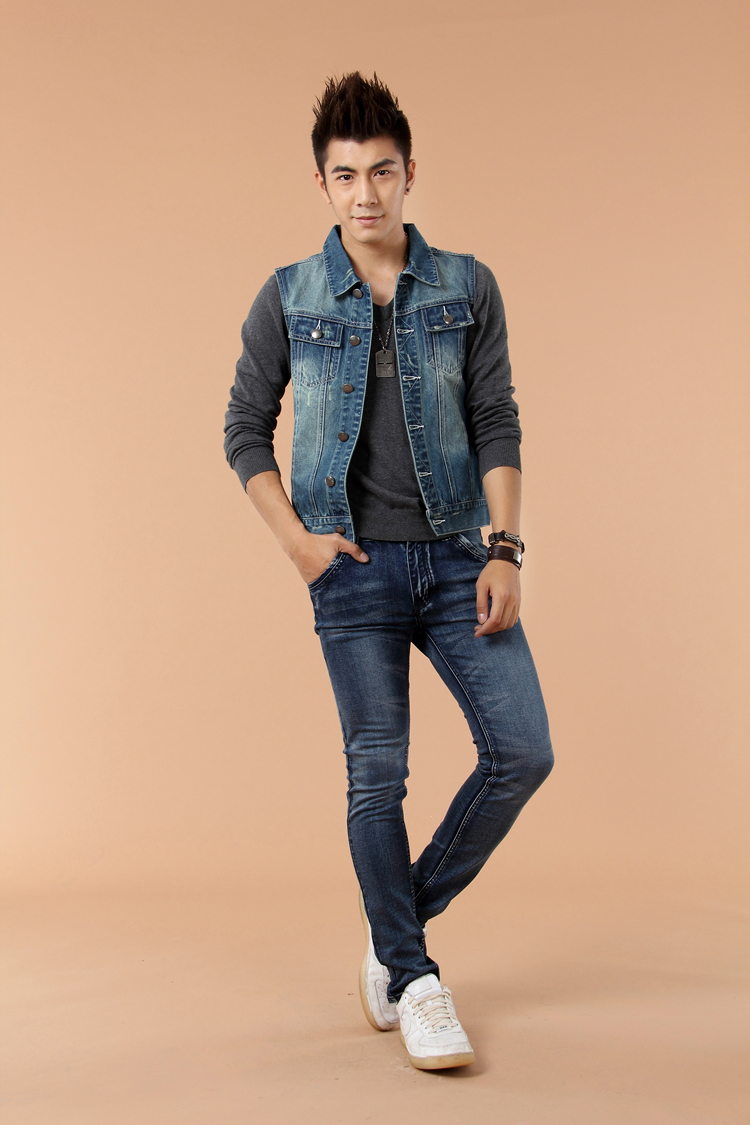 衣思凡春秋韩版<em>男款牛仔马甲</em>牛仔上衣修身时尚
