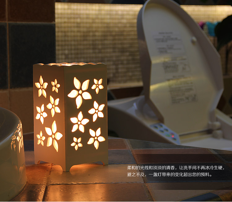 
                                        首度 台灯 装饰台灯客厅卧室床头灯具可调光睡眠灯雕花仿羊皮香薰灯 花样年华                
